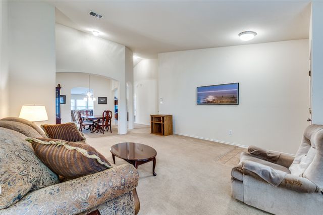 5839 Twilight Drive, Grand Prairie, TX 75052