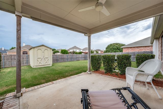 5839 Twilight Drive, Grand Prairie, TX 75052