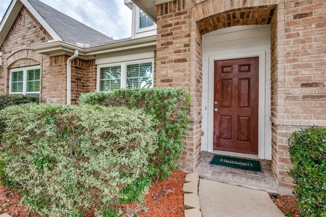 5839 Twilight Drive, Grand Prairie, TX 75052