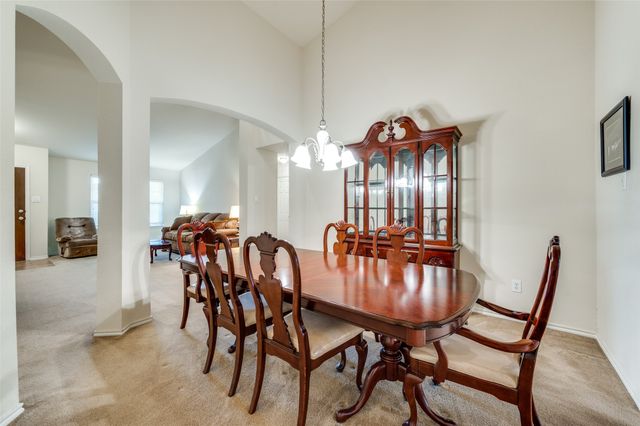 5839 Twilight Drive, Grand Prairie, TX 75052