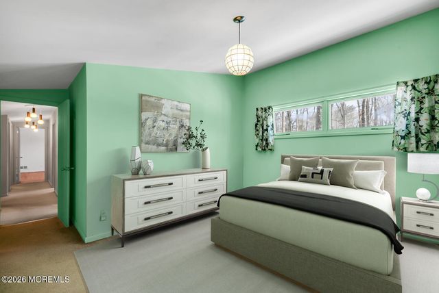 4 Glenwood Road, Colts Neck, NJ 07722