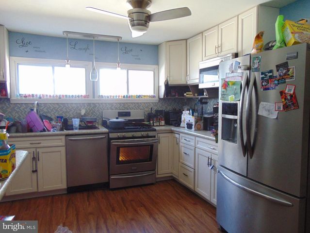 28 FRANKLIN AVE, Clementon, NJ 08021