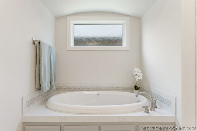 6501 S Fir Avenue, Broken Arrow, OK 74011