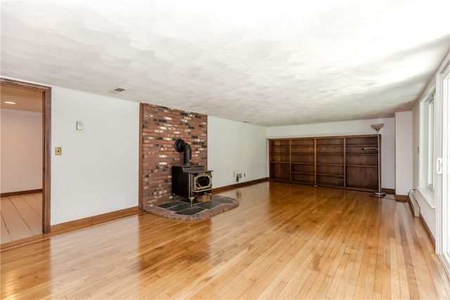 63 Duck Cove Road, North Kingstown, RI 02852