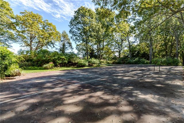 63 Duck Cove Road, North Kingstown, RI 02852