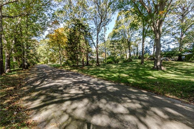 63 Duck Cove Road, North Kingstown, RI 02852