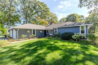 63 Duck Cove Road, North Kingstown, RI 02852