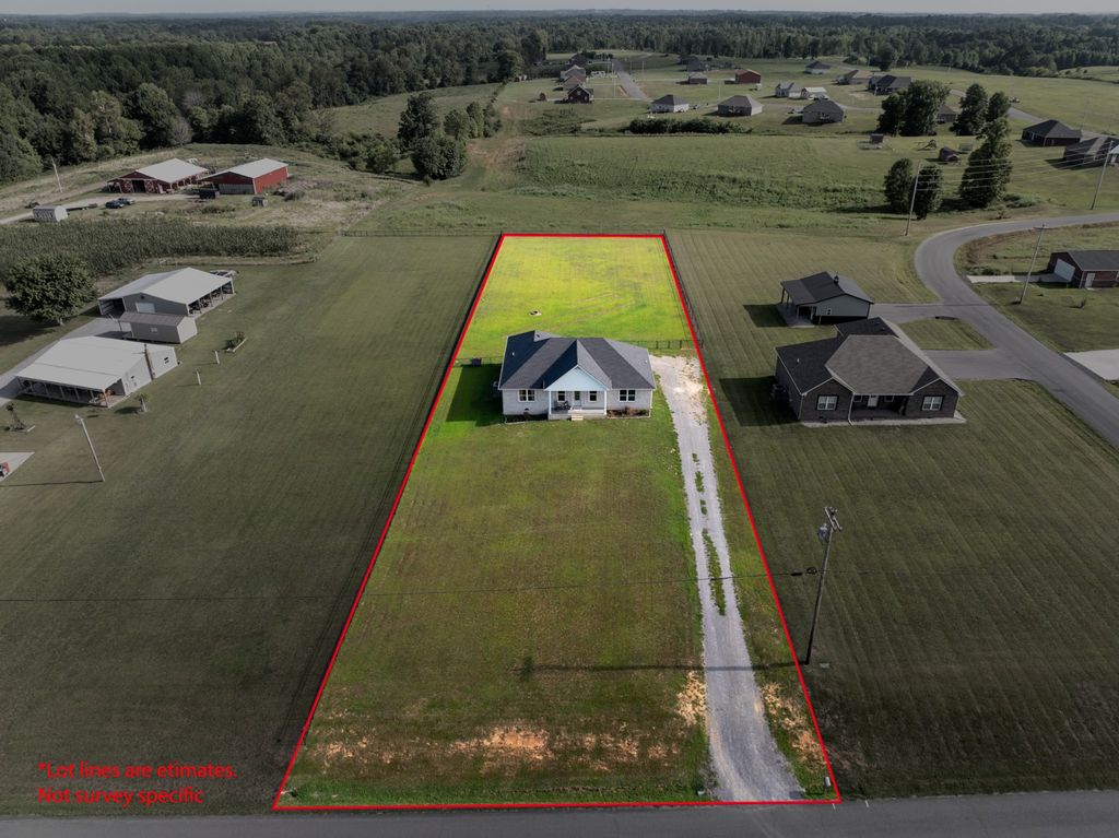 2268 Old Highway 52, Lafayette, TN 37083