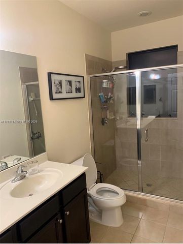 3392 W 90th Ter, Hialeah, FL 33018