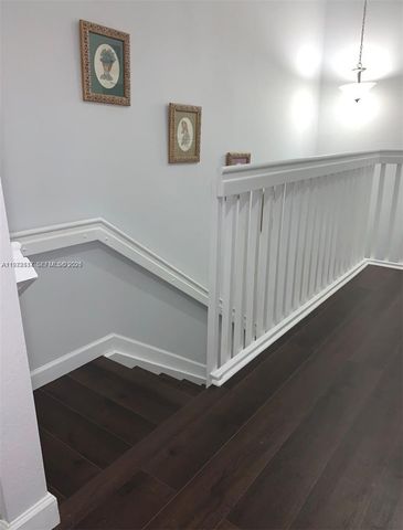 3392 W 90th Ter, Hialeah, FL 33018