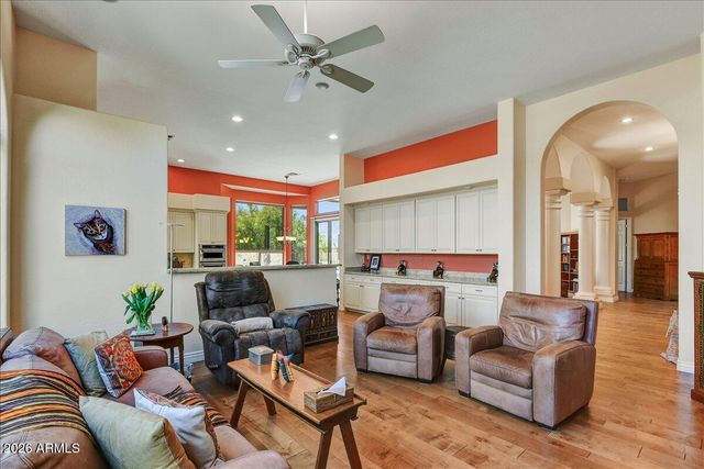 22439 N 45TH Place, Phoenix, AZ 85050