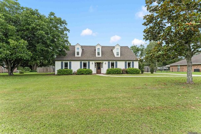 10417 Shoe Creek Dr, Baton Rouge, LA 70818
