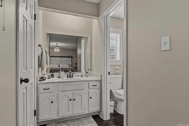 1720 Ridge Oak, Jonesboro, AR 72404
