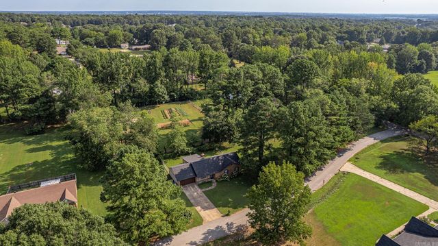 1720 Ridge Oak, Jonesboro, AR 72404