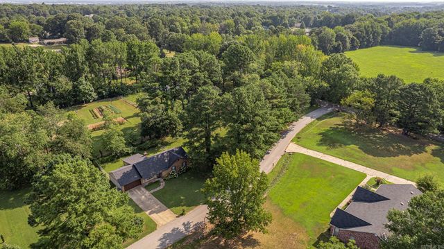 1720 Ridge Oak, Jonesboro, AR 72404
