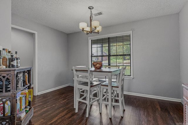 1720 Ridge Oak, Jonesboro, AR 72404