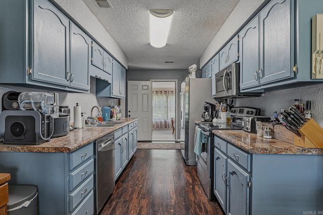 1720 Ridge Oak, Jonesboro, AR 72404