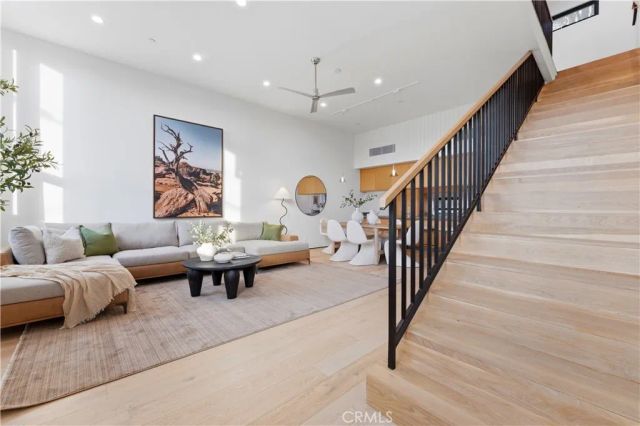 11702 Charnock Road, Los Angeles, CA 90066