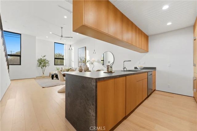 11702 Charnock Road, Los Angeles, CA 90066