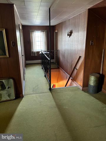 252 DOE RUN RD, Manheim, PA 17545