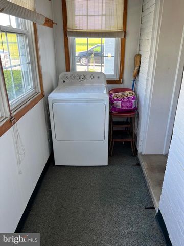 252 DOE RUN RD, Manheim, PA 17545