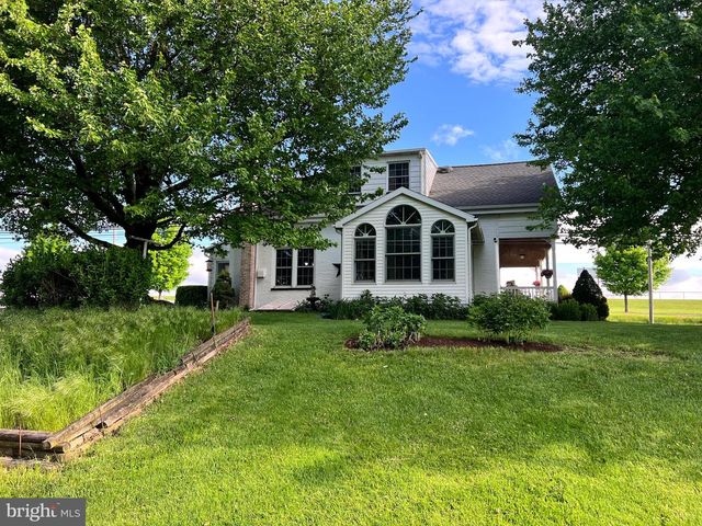 252 DOE RUN RD, Manheim, PA 17545