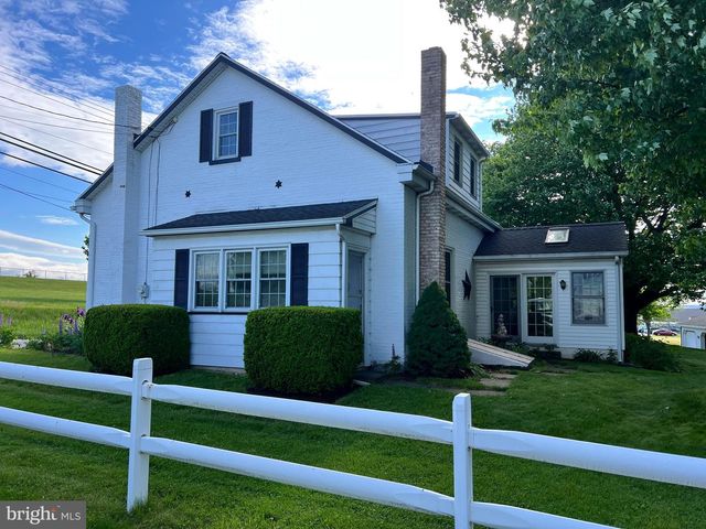 252 DOE RUN RD, Manheim, PA 17545