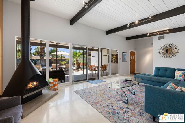 622 N Monterey Road, Palm Springs, CA 92262