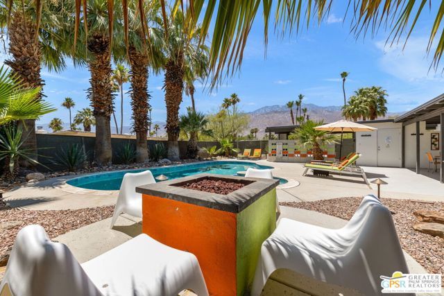 622 N Monterey Road, Palm Springs, CA 92262