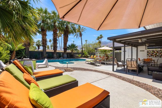 622 N Monterey Road, Palm Springs, CA 92262