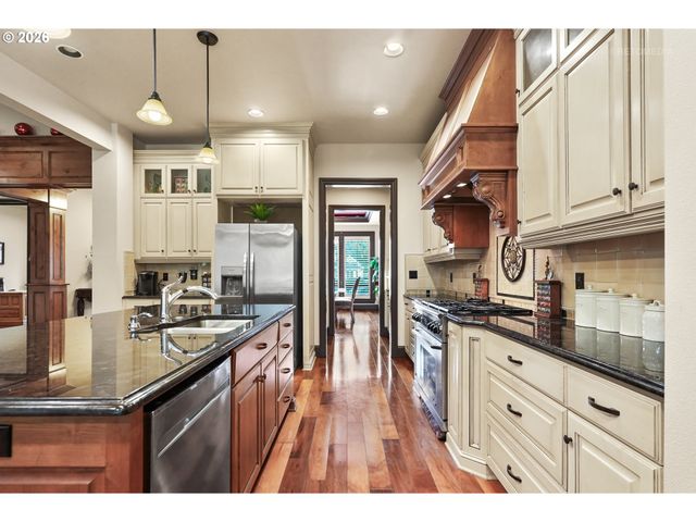 23827 Sw ROBSON Ter, Sherwood, OR 97140