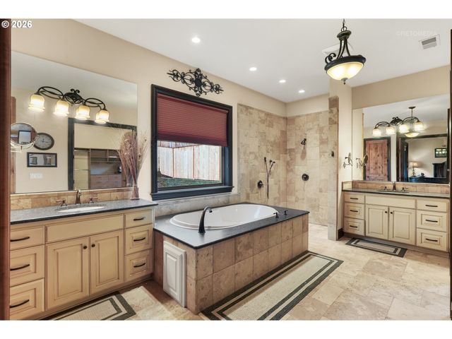 23827 Sw ROBSON Ter, Sherwood, OR 97140