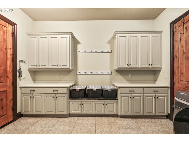 23827 Sw ROBSON Ter, Sherwood, OR 97140