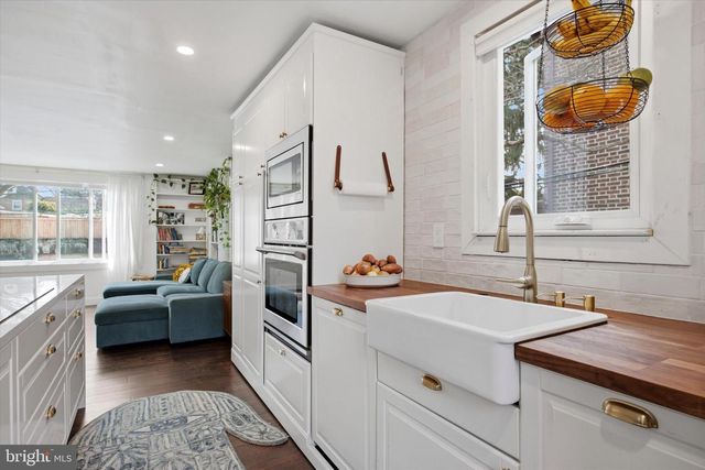 125 E MORELAND AVE, Philadelphia, PA 19118