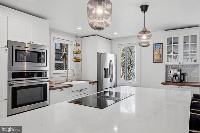 125 E MORELAND AVE, Philadelphia, PA 19118