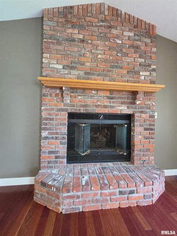 3 PEPPERTREE Court, Washington, IL 61571