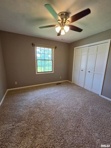 3 PEPPERTREE Court, Washington, IL 61571