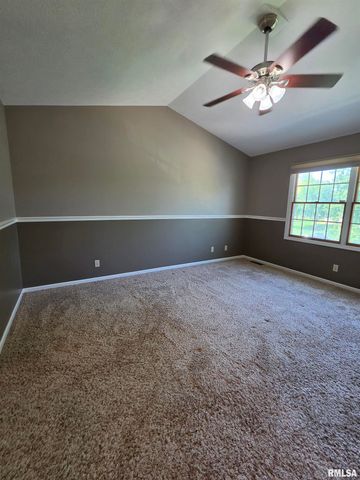 3 PEPPERTREE Court, Washington, IL 61571