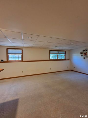 3 PEPPERTREE Court, Washington, IL 61571