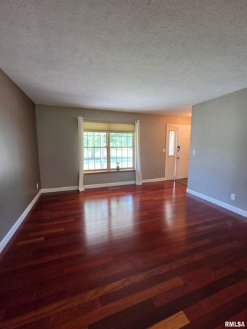 3 PEPPERTREE Court, Washington, IL 61571