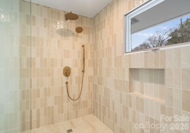 823 Wingrave Drive, Charlotte, NC 28270