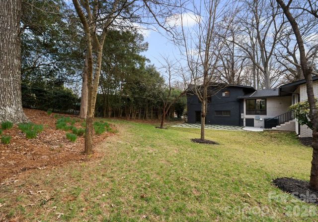 823 Wingrave Drive, Charlotte, NC 28270