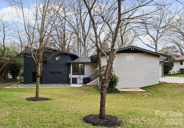 823 Wingrave Drive, Charlotte, NC 28270