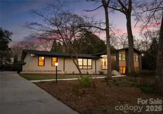 823 Wingrave Drive, Charlotte, NC 28270