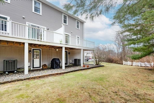22 Collins St 46, Danvers, MA 01923