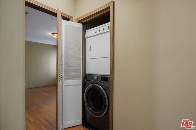 4166 Bakman Avenue, Studio City, CA 91602