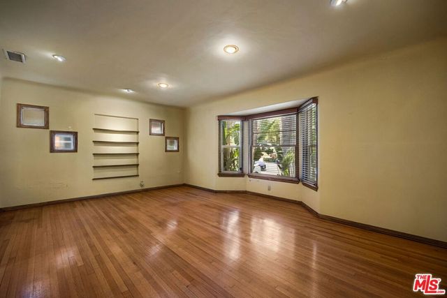 4166 Bakman Avenue, Studio City, CA 91602