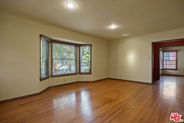 4166 Bakman Avenue, Studio City, CA 91602