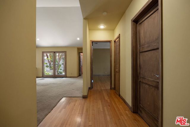 4166 Bakman Avenue, Studio City, CA 91602