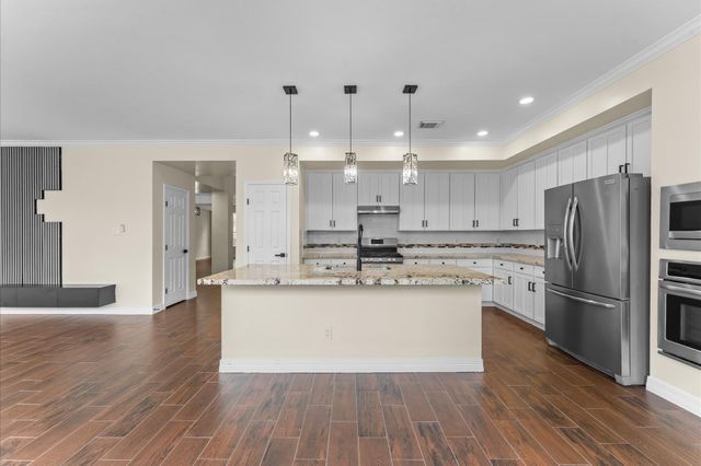 6330 N Borg Breakpoint Drive N, Spring, TX 77379